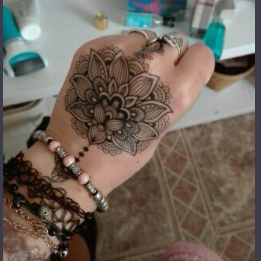 ๐ดBoho rings x Henna tattoo bundle ๐ค - Picture 3 of 4